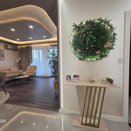 The Sunrise And The Sunset - Luxury 2br With Mineral Pool & Parking Apartament