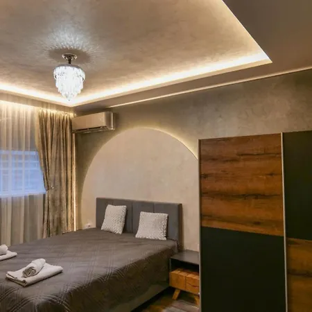 Apartament The Sunrise And The Sunset - Luxury 2br With Mineral Pool & Parking Varna