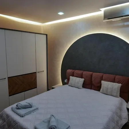 Apartament The Sunrise And The Sunset - Luxury 2br With Mineral Pool & Parking Varna